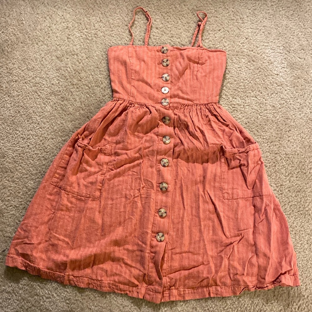 Forever 21 button down dress with front pockets